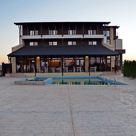 Pensiunea Sara Focsani Exterior photo